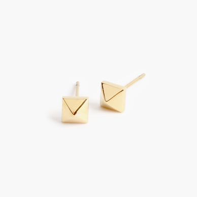 Fulfilled by our friends at Marrin Costello 
Where’s a stud finder when you need one?! We present to you the OG studded melrose motif that helped launch the Marrin Costello Jewelry brand — now in earring form. Elegant when worn on its own, and stellar when stacked with other earrings — this simple yet statement stud is a must-have for everyone’s ear stack. Available in both 5mm and 3mm diameter, these delicate yet edgy studs are amazing for every single earring hole. We highly recommend mixing metals, or rocking both sizes together for a graduated look. Happy stacking! 

Butterfly earring backings
Post-back closure — for pierced ears
5mm melrose stud

*Please Note: 

Rewards cannot be applied to this product
This item is not eligible for returns 
This item cannot be shipped outside the U.S.
